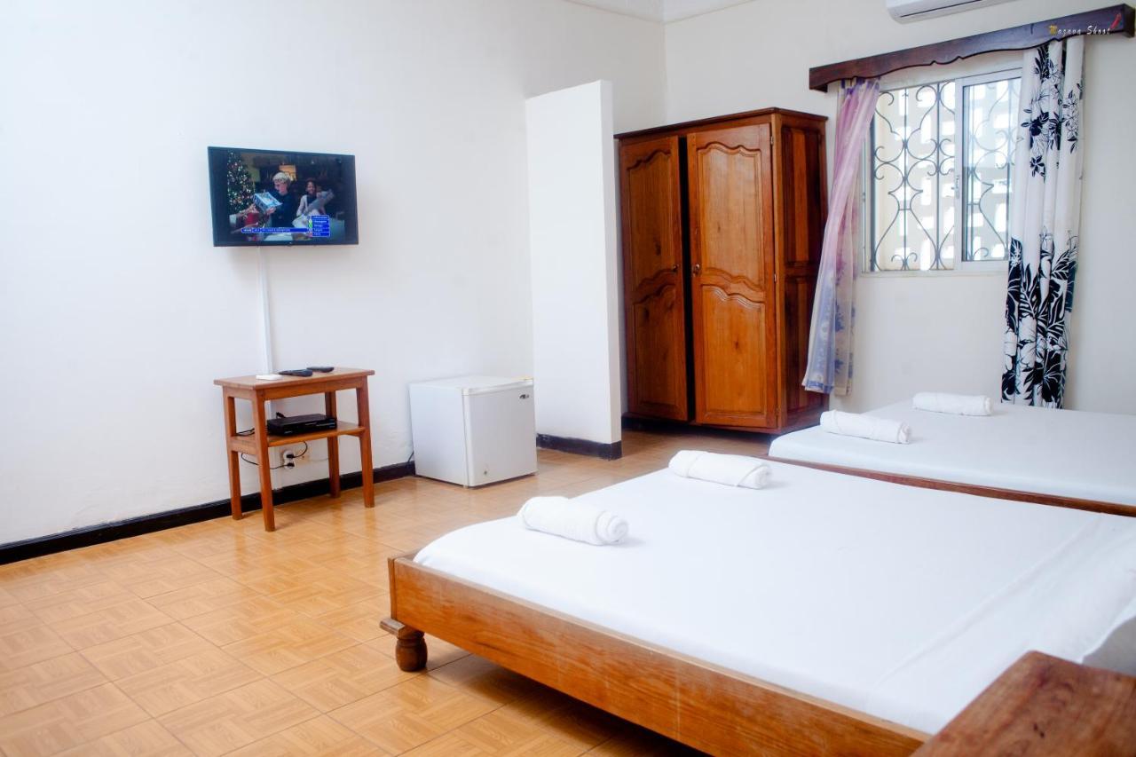 Lotus Hotel Antsiranana Экстерьер фото