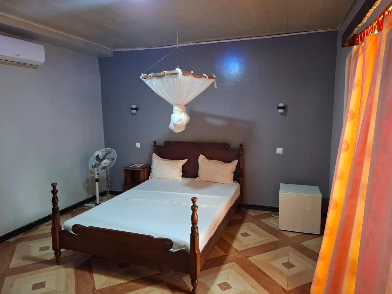 Lotus Hotel Antsiranana Экстерьер фото