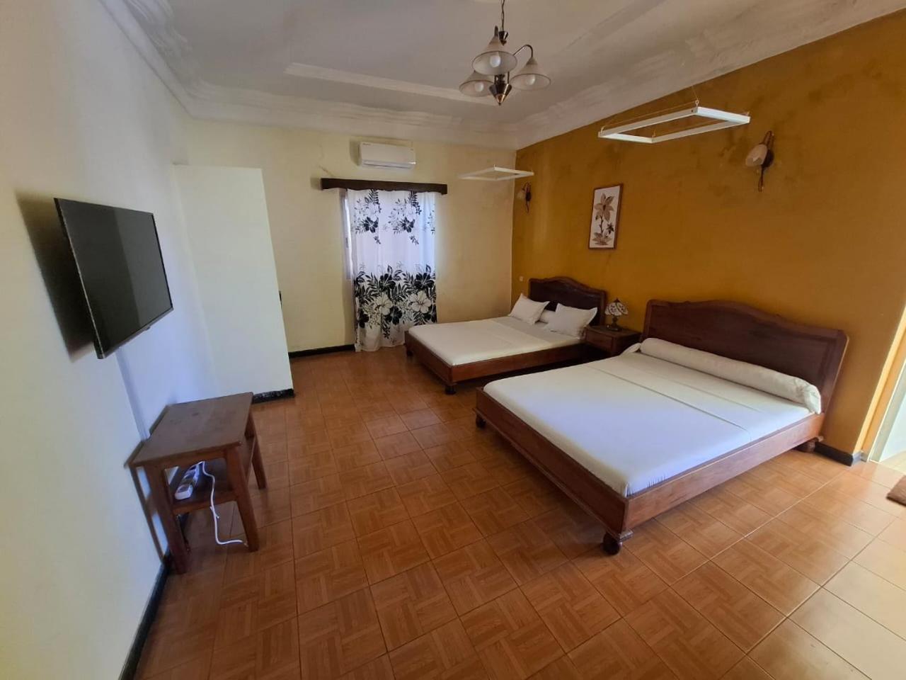 Lotus Hotel Antsiranana Экстерьер фото