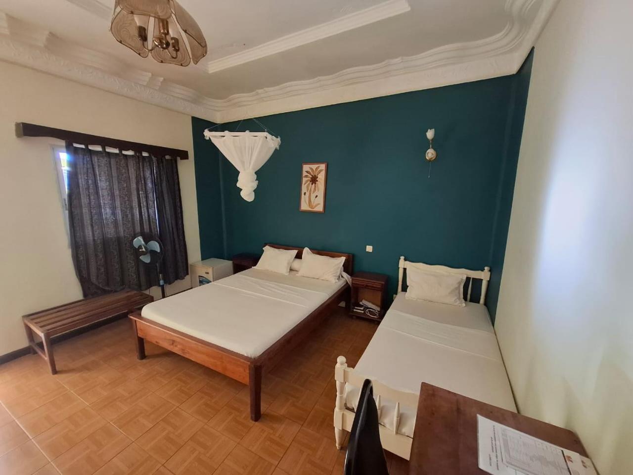 Lotus Hotel Antsiranana Экстерьер фото
